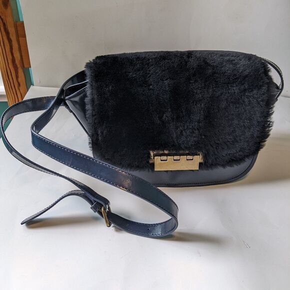 𝅺ZAC Posen Eartha Iconic Fur Crossbody  Bag - Picture 2 of 11